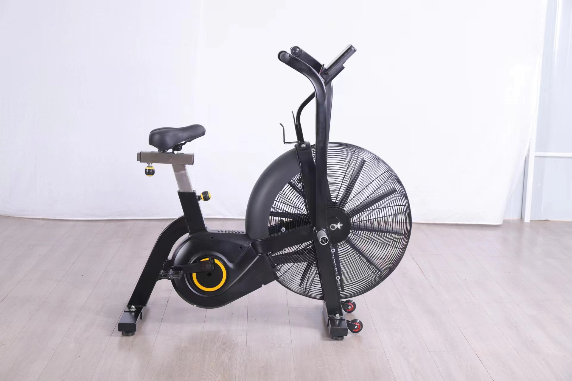 دراجة هوائية، دراجة تمارين منز - مراجعة Exercise Bike Magnetic Resistance وسعره